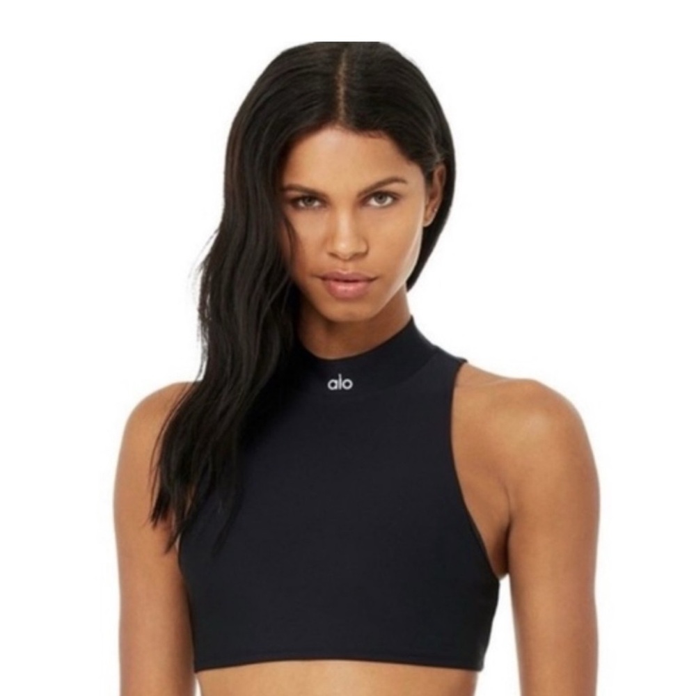 ALO Yoga Black air lux fuse bra top size small